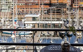BizStay Harbour I Scheveningen Apartments